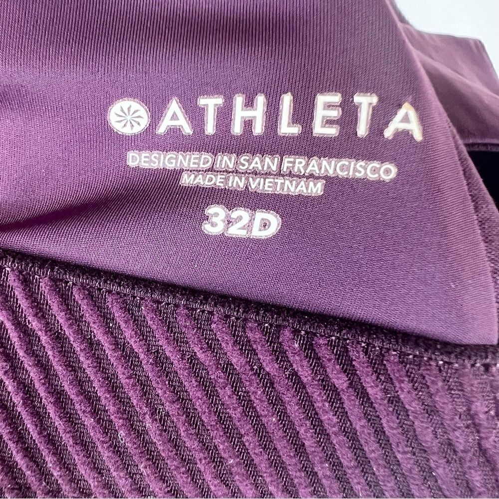 ATHLETA Racerback High Impact Sports Bra in Burgundy Size 32D - Picture 7 of 7